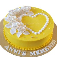 White Rose yellow cake